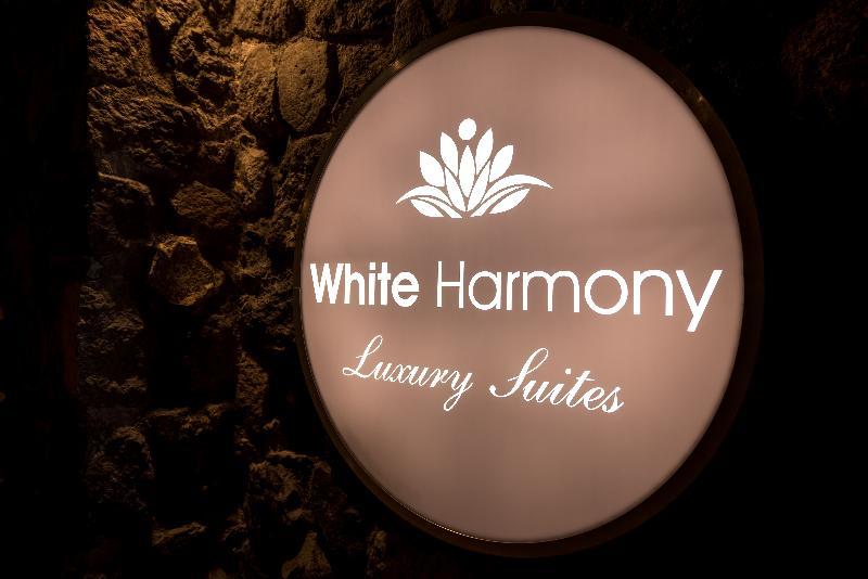 White Harmony Suites Megalokori Exterior foto